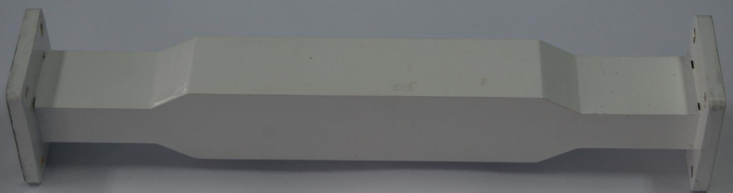 Waveguide Low‑Pass Filter